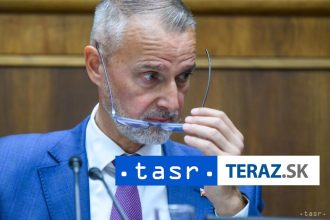 Rasi chce navstivit Ukrajinu vo funkcii