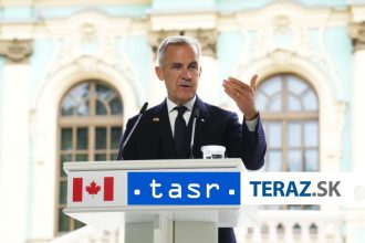 Carney pocas navstevy Ukrajiny vyzval na primerie