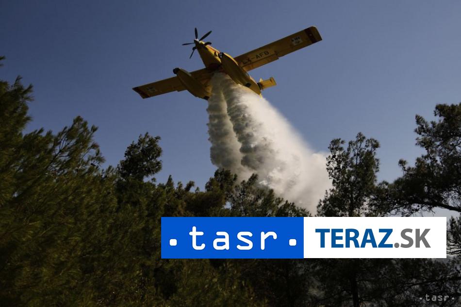 Turecko kvoli poziaru evakuovalo ludi z dedin na Gallipoli
