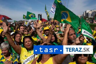 V Brazilii poslanci blokuju Kongres pre vazbu Bolsonara