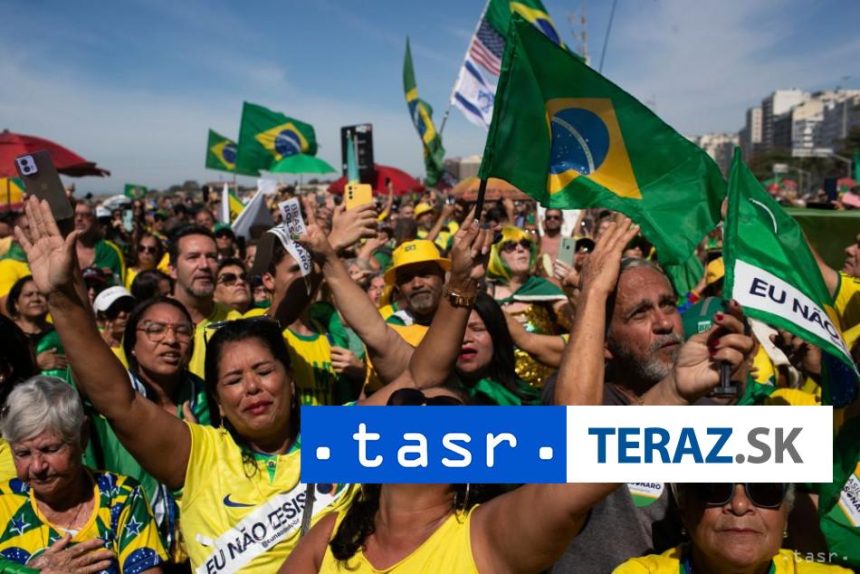 V Brazilii poslanci blokuju Kongres pre vazbu Bolsonara