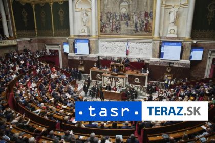 Francuzsky premier pred hlasovanim o dovere vlady poziadal o podporu