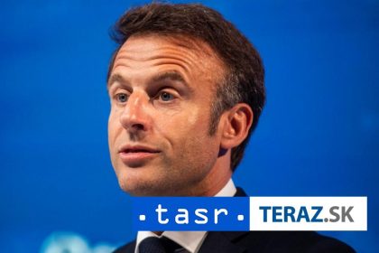 Macron Francuzsko usporiada mimoriadnu konferenciu o KDR