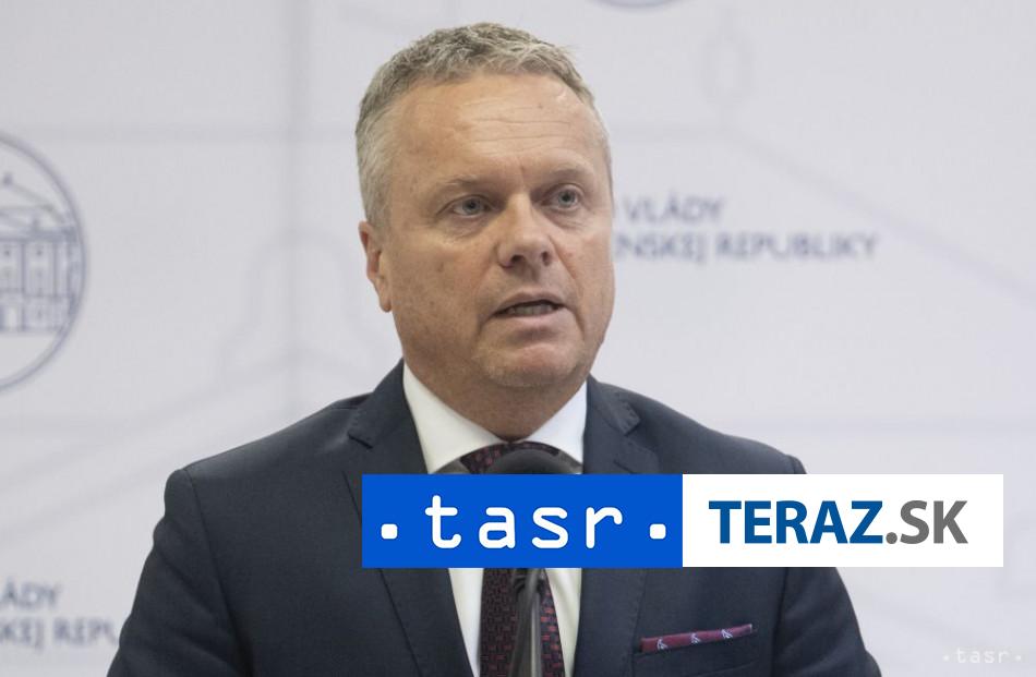 Poslanci zacali rokovanie o novele vodneho zakona vystupil aj sef NKU