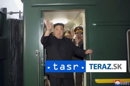 Sef juhokorejskeho parlamentu a vodca Severnej Korey si podali ruky