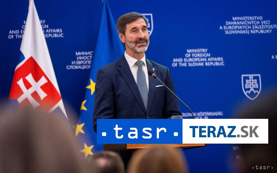 Blanar v Parizi rokoval so sefom diplomacie a poradcom Macrona