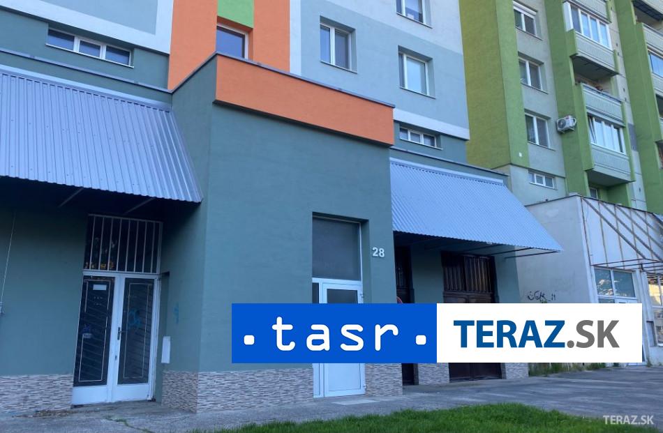 Pozar v Banskej Bystrici Evakuovali 25 ludi z panelaku