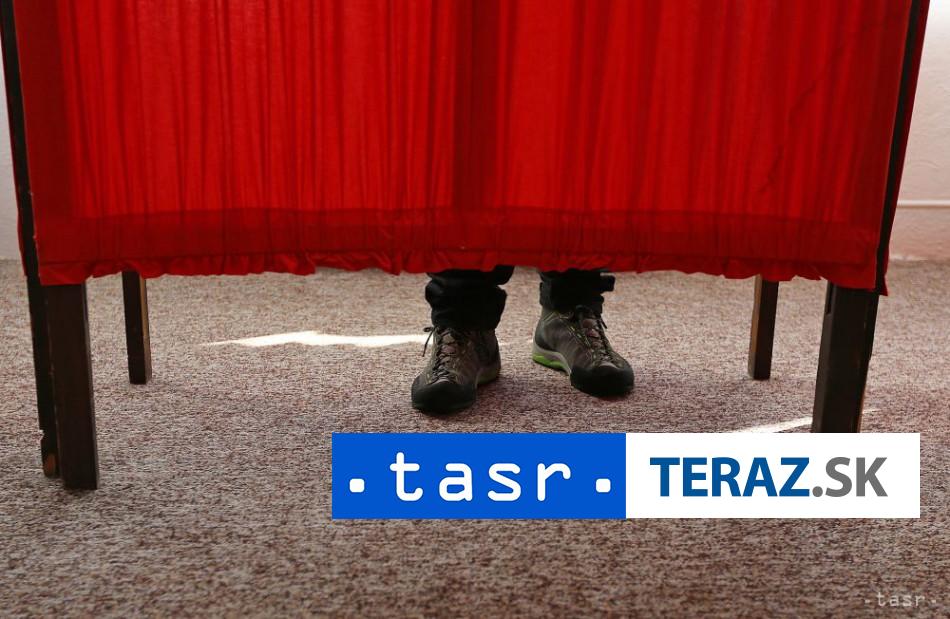 V Holandsku sa zacali predcasne parlamentne volby