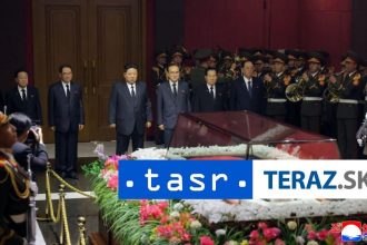 Severna Korea oznamila umrtie Kim Jong nama