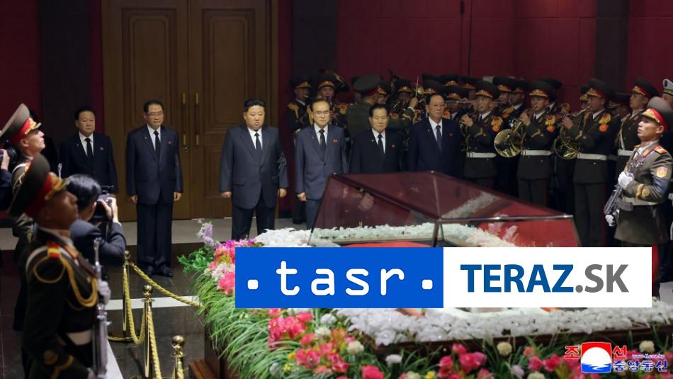 Severna Korea oznamila umrtie Kim Jong nama