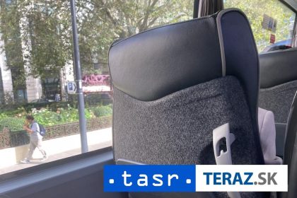 TRAGICKA NEHODA Autobus do Prahy sa zrazil s autom hlasia obet