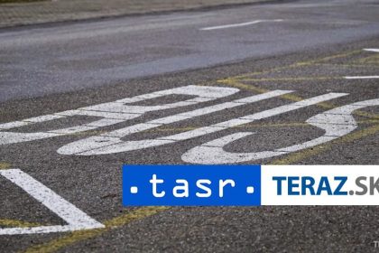 VELKA TRAGEDIA Autobus narazil do ludi na zastavke hlasia mrtvych