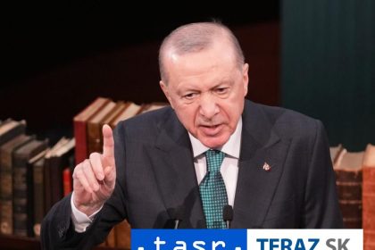 Erdogan vyzval Madura aby pokracoval v dialogu s USA