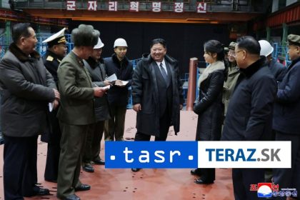 Kim Cong un chce rozsirit vyrobu rakiet a granatov