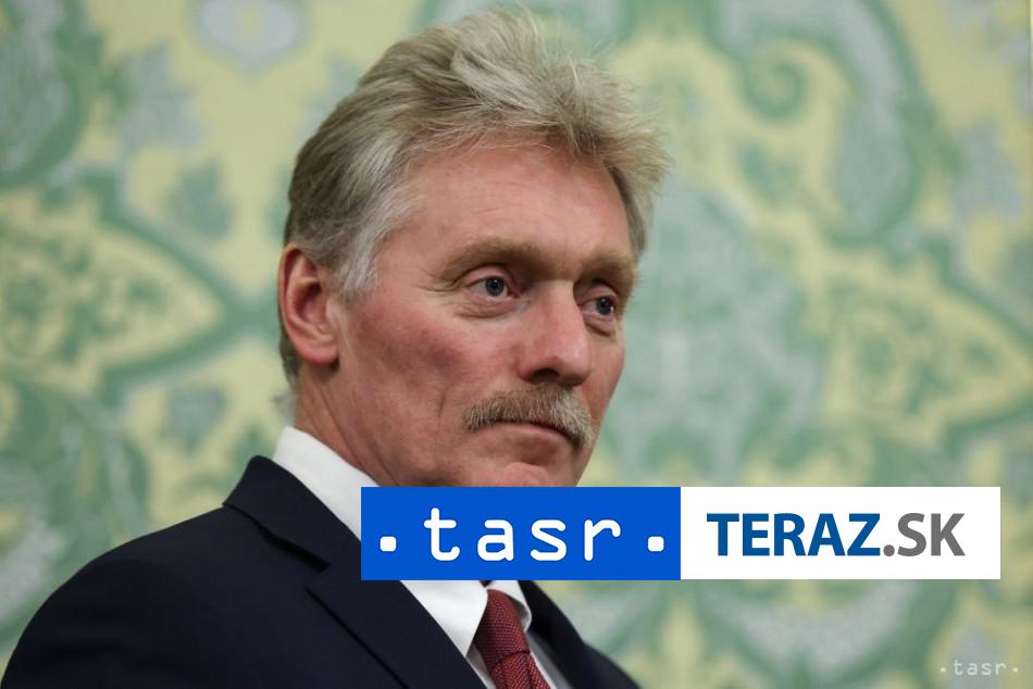 Peskov Putin je pripraveny hovorit s Macronom o Ukrajine