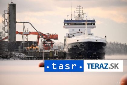 Lod zadrzana po poskodeni kabla prevazala rusku ocel sankcionovanu EU