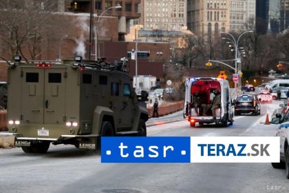 Madura s manzelkou eskortovali na newyorsky sud
