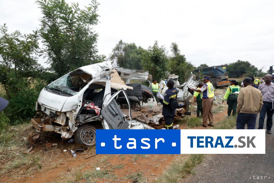 OBROVSKA TRAGEDIA Pri dopravnej nehode zomrelo najmenej 13 skolakov