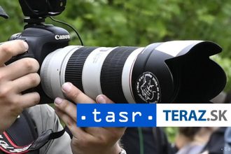 Zadrzali salvadorskeho fotoreportera v Spanielsku pri azyle