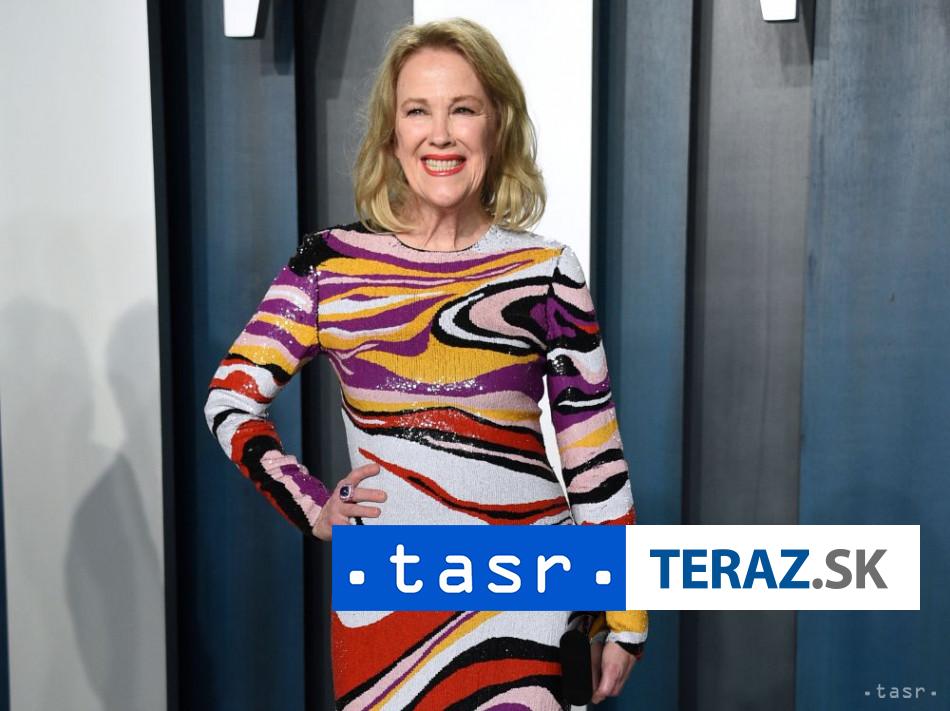 Odbornici zverejnili pricinu smrti herecky Catherine OHara