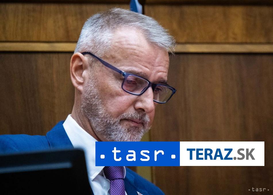 Rasi Navrh na vyslovenie dovery pre dlhovu brzdu zaradim okamzite