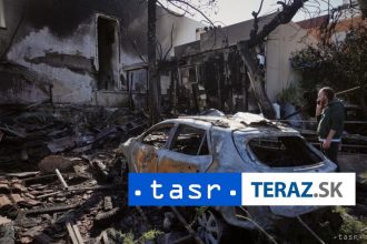 Izraelska armada zabija Palestincana pri razii na severe Jeruzalema