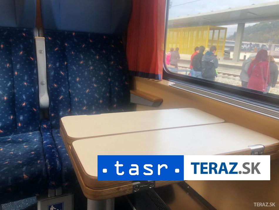 Podozrive tasky urady zastavili dopravu na stanici midi v bruseli