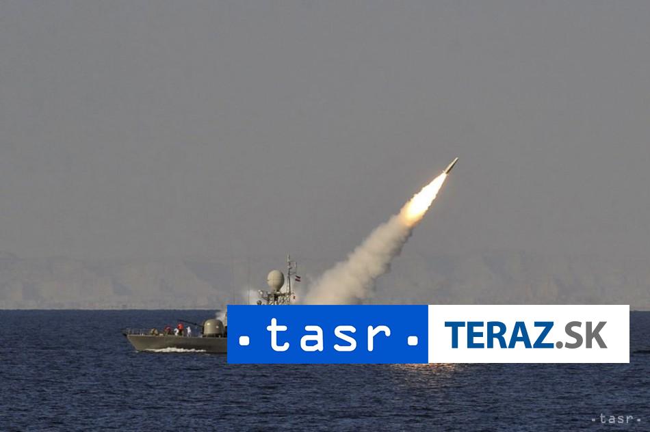 Zasah zasiahlo nabrezie pristavneho mesta blizko Hormuzskeho prielivu