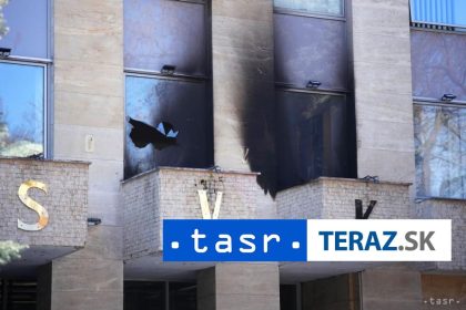 vybuchy v prahe na rusky dom dopadli molotovove koktaily
