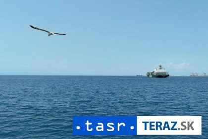 Hormuzskym prielivom preplavali prve lode IOM zabezpecuje bezpecnu plavbu