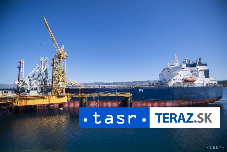 Namorne sily EU skontrolovali podozrivy tanker v Stredozemnom mori