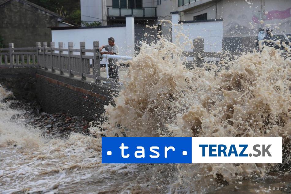 evakuacia pred tajfunom takmer dva miliony ludi opustili svoj domov