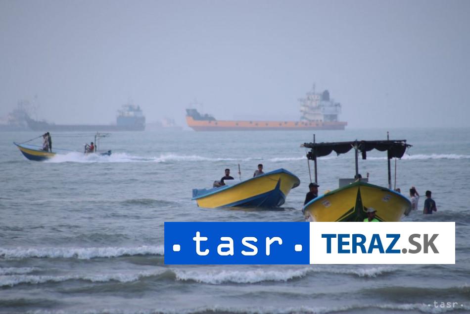 Iran stanovil nove podmienky na obnovenie plavby cez Hormuzsky prieliv