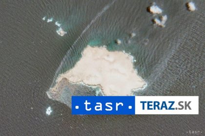 Pre unik ropy z tankera pri Omane hrozi ekologicka katastrofa
