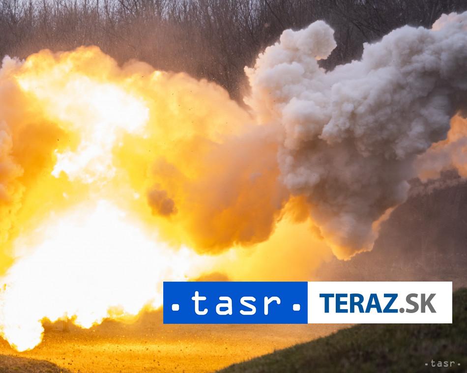 Rusky dron zasiahlo ukrajinsky vlak prevazal takmer 600 cestujucich