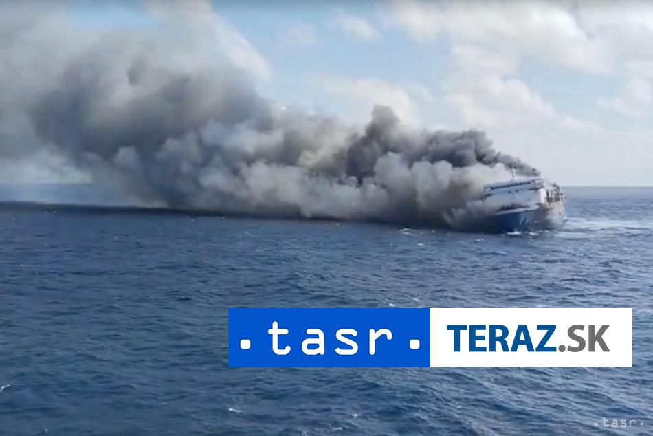 TRAGEDIA NA MORI POziar na lodi si vyzadal 5 obeti a 41 nezvestnych
