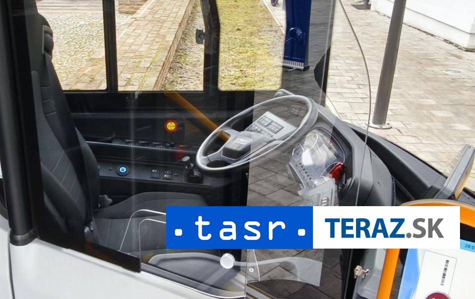 najmenej 21 mrtvych pri zrazke dvoch autobusov na juhu nigeru